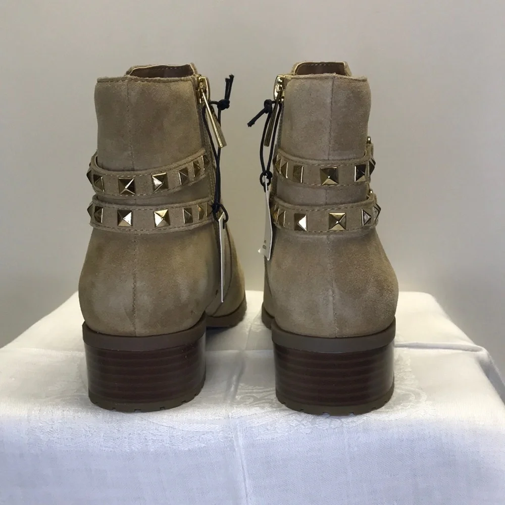 ANN Klein’s Caimile Natural Suede Ankle High Block Heel Bootie NWT
